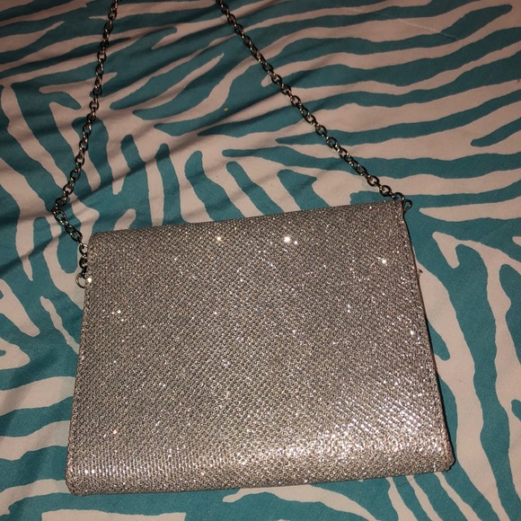 Purse - Picture 2 of 3